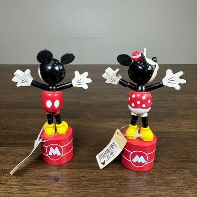 Disney Collectable- FREE NATIONWIDE SHIPPING FOR ALL LOTS
