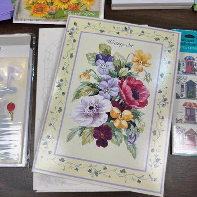 Vintage Post Card Mix Lot- FREE NATIONWIDE SHIPPING FOR ALL LOTS