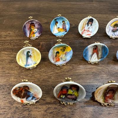 Rare Set Of 18 Original Signed & Numbered DeGrazia Miniature Plates- FREE NATIONWIDE SHIPPING FOR ALL LOTS