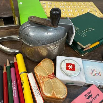 Office Supply Lot- FREE NATIONWIDE SHIPPING FOR ALL LOTS