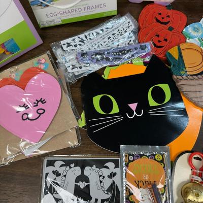 Crafts Lot- FREE NATIONWIDE SHIPPING FOR ALL LOTS