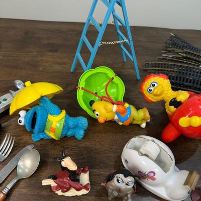 Toys Mix Lot- FREE NATIONWIDE SHIPPING FOR ALL LOTS