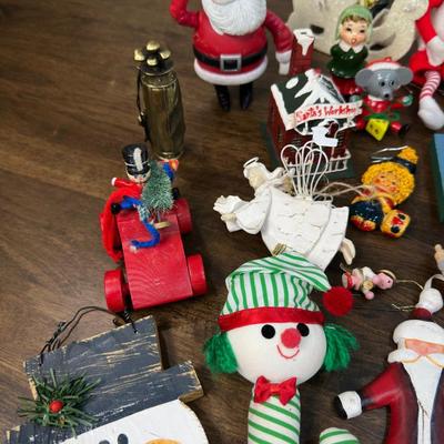 Christmas Decor Lot- FREE NATIONWIDE SHIPPING FOR ALL LOTS