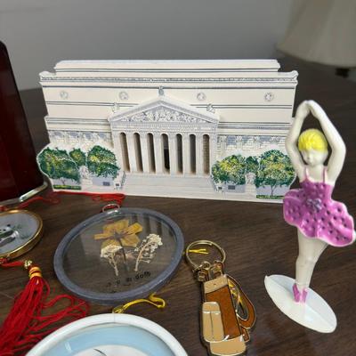 Assorted Decorative Objects Lot- FREE NATIONWIDE SHIPPING FOR ALL LOTS