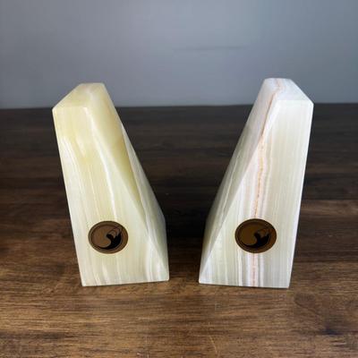 Stone Bookends- FREE NATIONWIDE SHIPPING FOR ALL LOTS