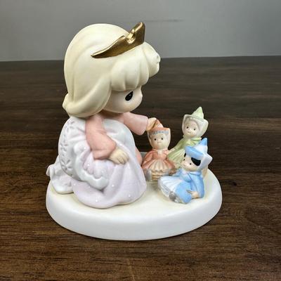 Precious Moments DISNEY Sleeping Beauty DREAMS REALLY DO COME TRUE 640041- FREE NATIONWIDE SHIPPING FOR ALL LOTS