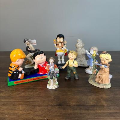 Vintage Mini Figurine Lot- FREE NATIONWIDE SHIPPING FOR ALL LOTS