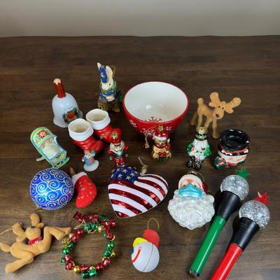 Lot Of Christmas Decorations- FREE NATIONWIDE SHIPPING FOR ALL LOTS