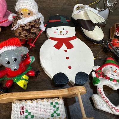 Christmas Ornament Lot- FREE NATIONWIDE SHIPPING FOR ALL LOTS