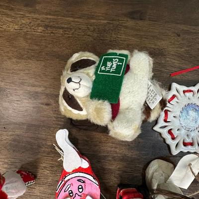 Christmas Ornament Lot- FREE NATIONWIDE SHIPPING FOR ALL LOTS