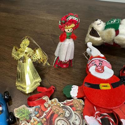 Christmas Ornament Lot- FREE NATIONWIDE SHIPPING FOR ALL LOTS