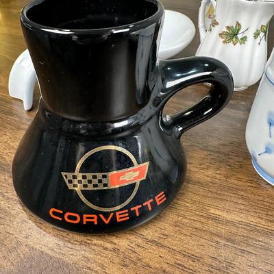 Collectible Porcelain Mix Lot- FREE NATIONWIDE SHIPPING FOR ALL LOTS