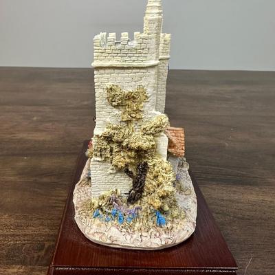 Village Figurines Mix Lot - Etsy- FREE NATIONWIDE SHIPPING FOR ALL LOTS