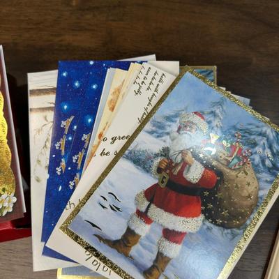 Christmas Postcards And Other Mix Lot- FREE NATIONWIDE SHIPPING FOR ALL LOTS