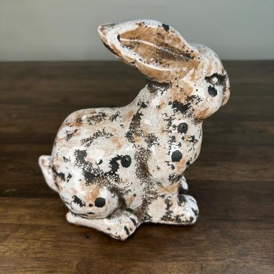 Ceramic Bunny- FREE NATIONWIDE SHIPPING FOR ALL LOTS