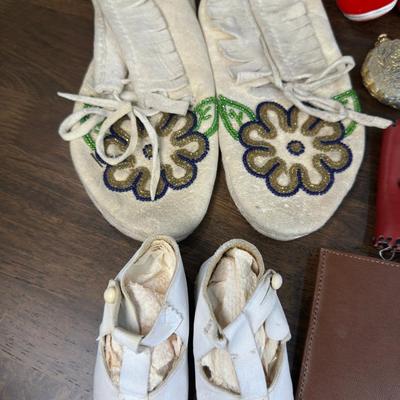 Bags And Decor Shoes Mix Lot- FREE NATIONWIDE SHIPPING FOR ALL LOTS