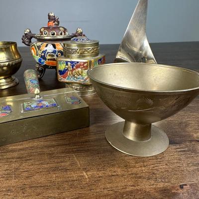 Brass Metal Antique Mix Lot- FREE NATIONWIDE SHIPPING FOR ALL LOTS