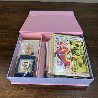 Post Cards Mix Lot- FREE NATIONWIDE SHIPPING FOR ALL LOTS