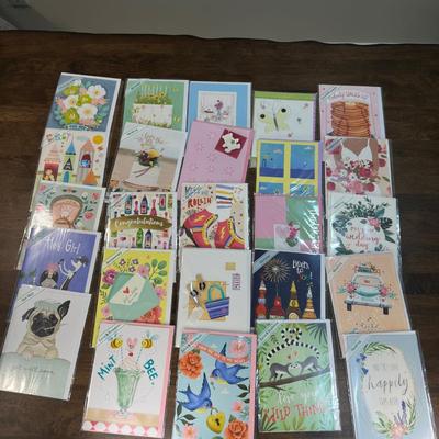 Post Cards Mix Lot- FREE NATIONWIDE SHIPPING FOR ALL LOTS