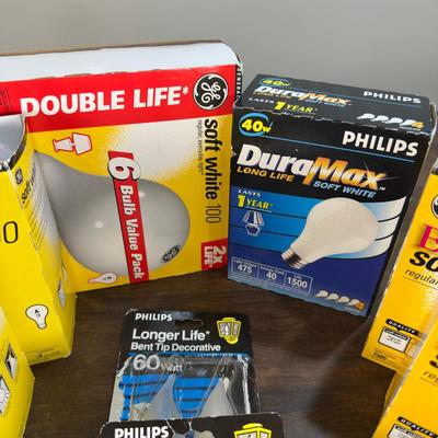 Light Bulbs Mix Lot- FREE NATIONWIDE SHIPPING FOR ALL LOTS