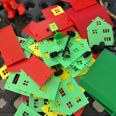 Toys Mix Lot- FREE NATIONWIDE SHIPPING FOR ALL LOTS