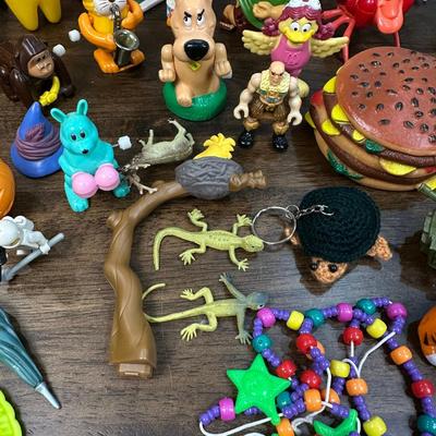 Toys Mix Lot- FREE NATIONWIDE SHIPPING FOR ALL LOTS