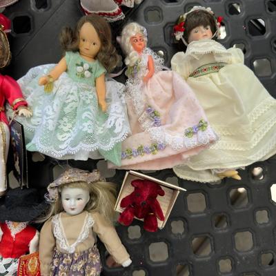 Doll Mix Lot- FREE NATIONWIDE SHIPPING FOR ALL LOTS