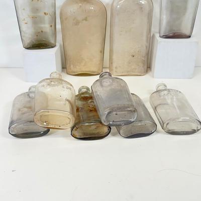 LOT 27: Antique/ Vintage Glass Flasks