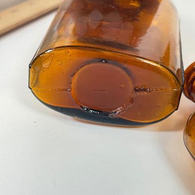 LOT 28: Vintage Brown Glass Flasks & Bottles