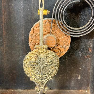 LOT 31: Vintage Wm L Gilbert Clock Co Concord No 3 Clock