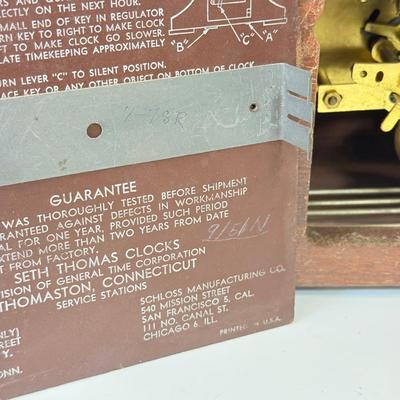 LOT 32: Vintage Seth Thomas Mantle Clock