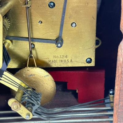 LOT 32: Vintage Seth Thomas Mantle Clock