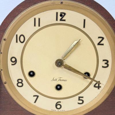 LOT 32: Vintage Seth Thomas Mantle Clock