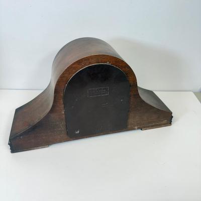 LOT 32: Vintage Seth Thomas Mantle Clock