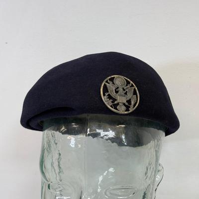 LOT 36: Vintage Women’s Air Force Military Beret