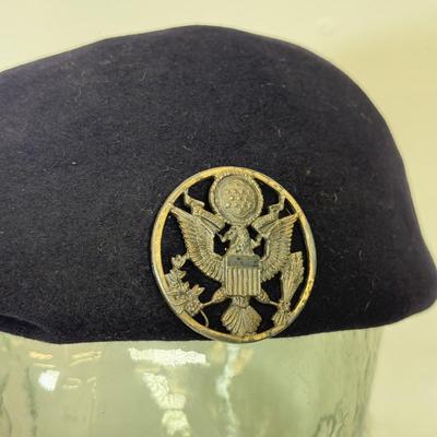 LOT 36: Vintage Women’s Air Force Military Beret