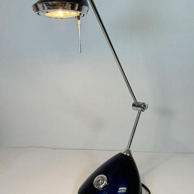 LOT 38: Two Desk Lamps and a Spotlight