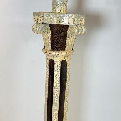 LOT 124: Pair of Table Lamps