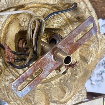 LOT:: Antique Brass & Crystal Wall Sconce 15”