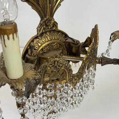 LOT:: Antique Brass & Crystal Wall Sconce 15”