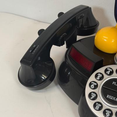 LOT 129: MC Mickey Animated Talking Telephone
