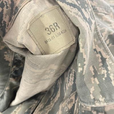 LOT 132: USAF Uniform Tops & Gamehide Hunting Pants