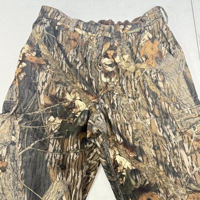 LOT 132: USAF Uniform Tops & Gamehide Hunting Pants