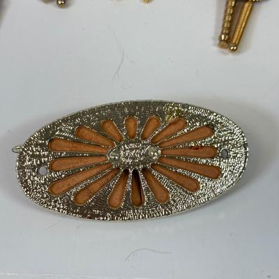 LOT 134: Bolo Ties: Stone, Eagle, Arrowhead & More