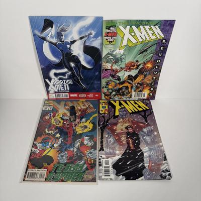 LOT 164: Various Marvel Comics: X-Men, Doctor Strange, Deadpool & More