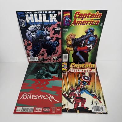 LOT 165: Various Marvel Comics: Avengers, Thor, Spider-Man, & More