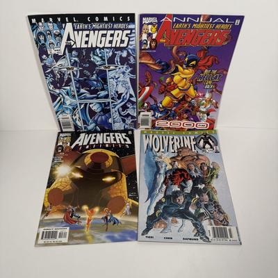 LOT 165: Various Marvel Comics: Avengers, Thor, Spider-Man, & More