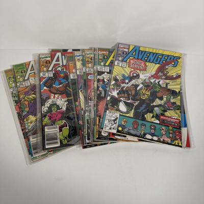 LOT 168: Lot of Various Bagged Avengers Comics