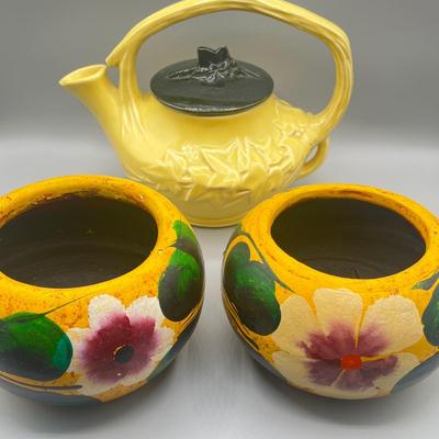 LOT 179: Vintage McCoy Ivy and Twig Teapot and Vintage Hand Painted "Mexico" Ceramic Planters