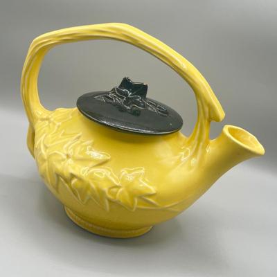 LOT 179: Vintage McCoy Ivy and Twig Teapot and Vintage Hand Painted "Mexico" Ceramic Planters